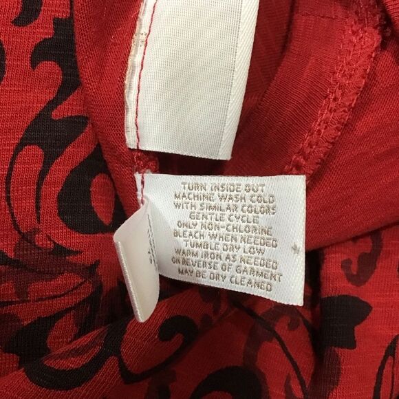 Weekends by Chico’s Red Black Damask 3/4 Sleeve Top 3 (XL) - Picture 8 of 8